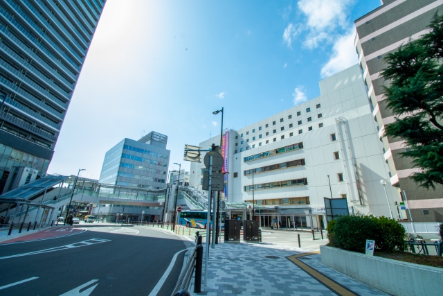 本厚木駅前